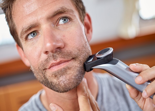Philips Oneblade Pro y otras máquinas de afeitar para regalar en el Día del  Padre - Milar Tendencias de electrodomésticos