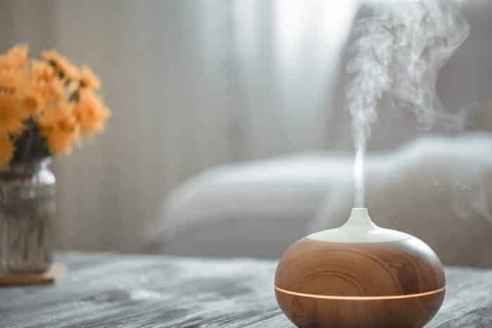 Humidificador con esencia ¿para qué sirve y cómo se usa? - Milar Tendencias  de electrodomésticos