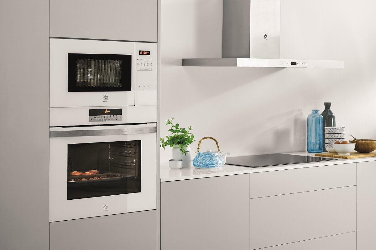 Balay 3CB4030X0 - Horno compacto Serie Acero 7 funciones Clase A Puerta  fría - Lacasadelelectrodomestico.com