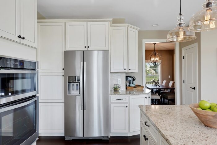 4 frigoríficos pequeños de bajo consumo para completar tu cocina