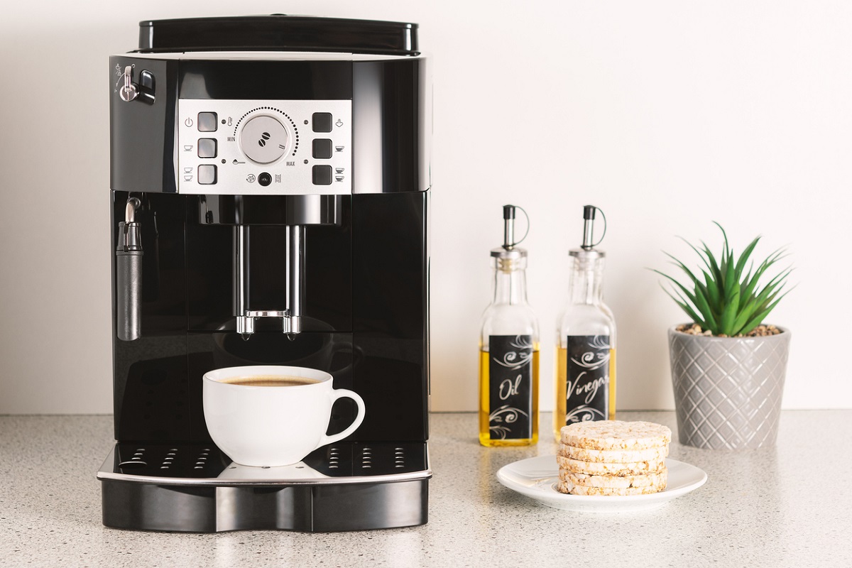 LG Duobo, una cafetera inteligente que te permite mezclar cápsulas y crear  un café único, Gadgets
